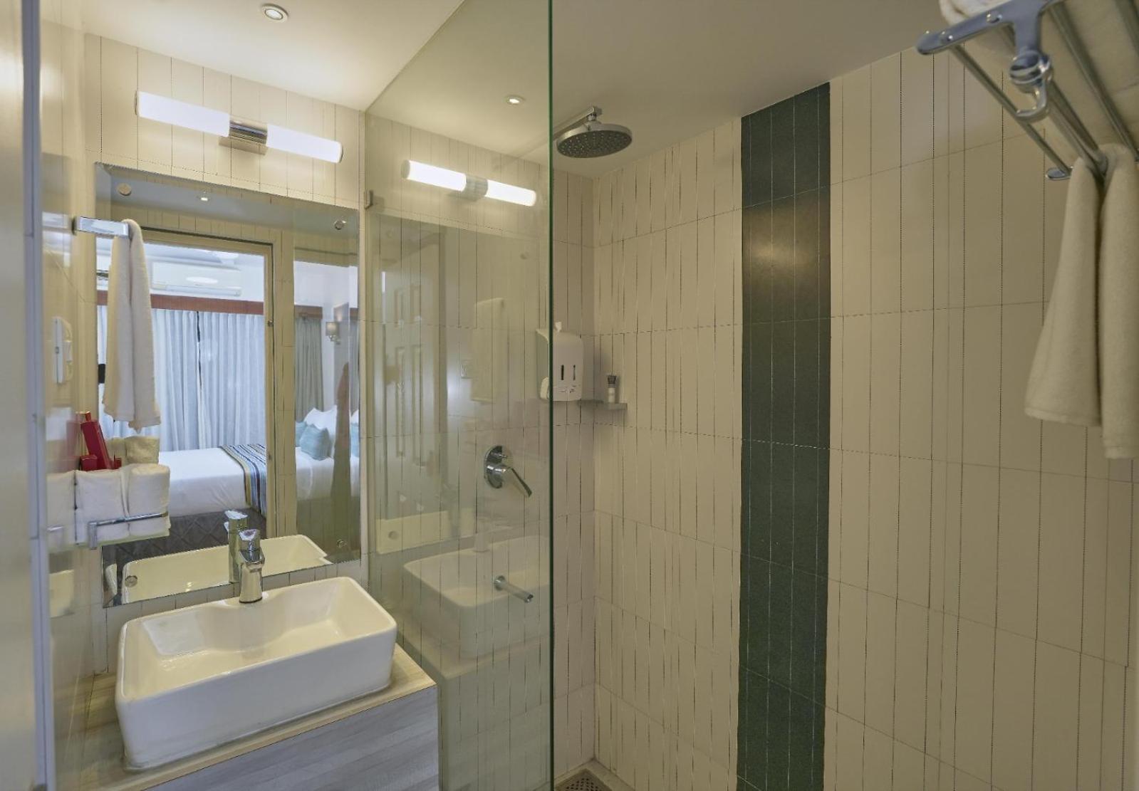 Noah Sky Suites Kochi Eksteriør bilde