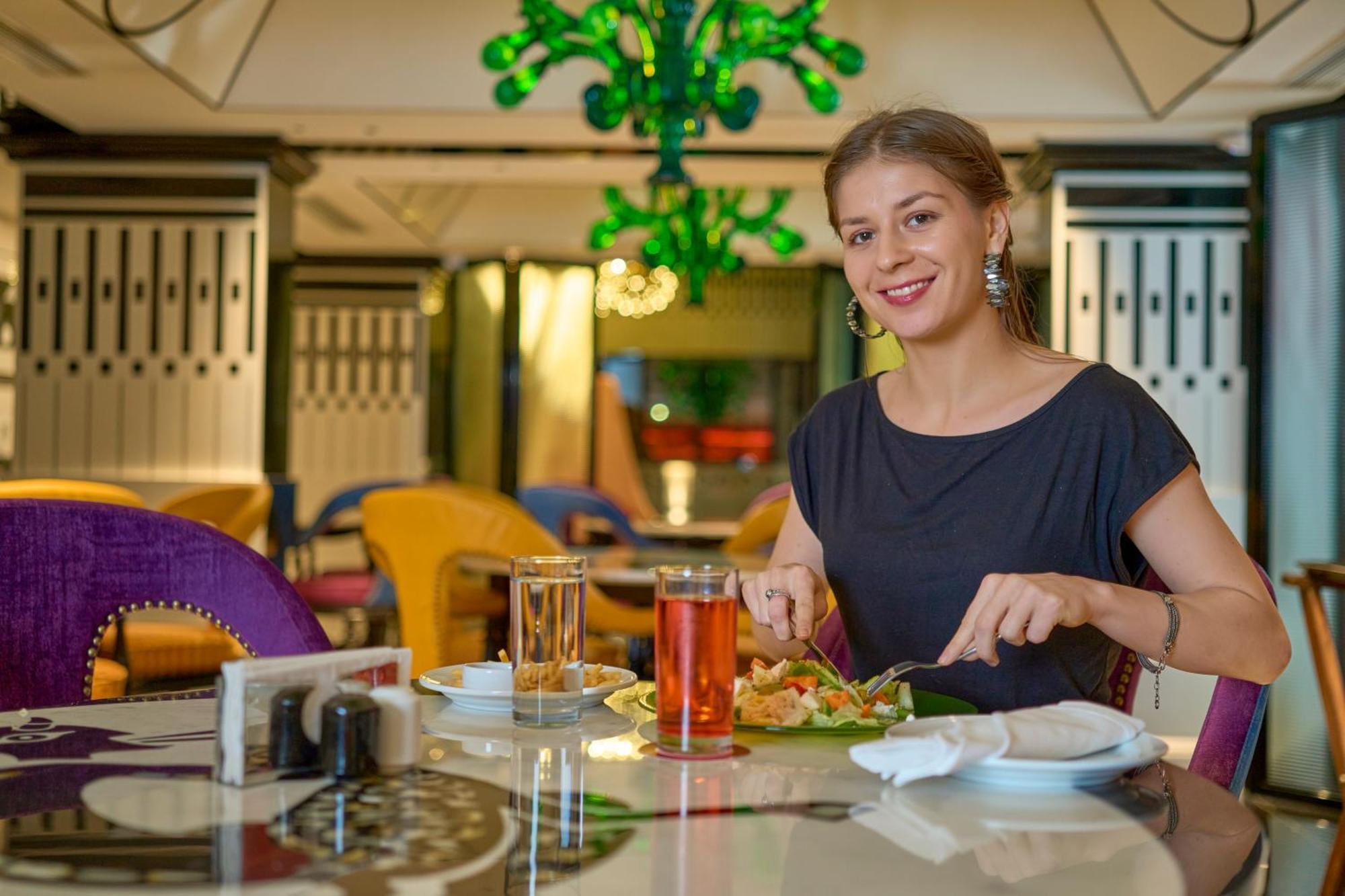 Noah Sky Suites Kochi Eksteriør bilde